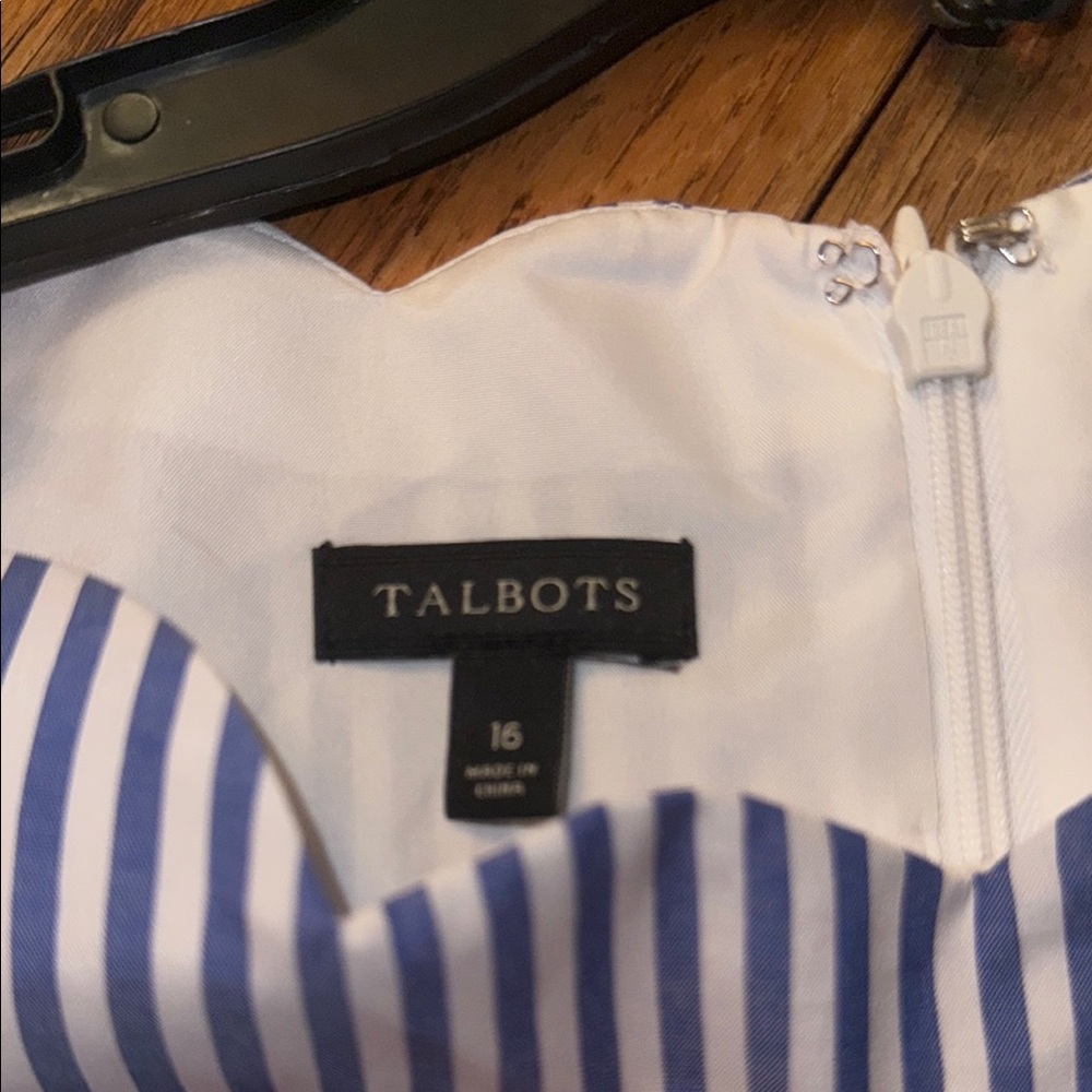 Talbot Blue and White Striped Dress with Floral Design - Picture 4 of 6